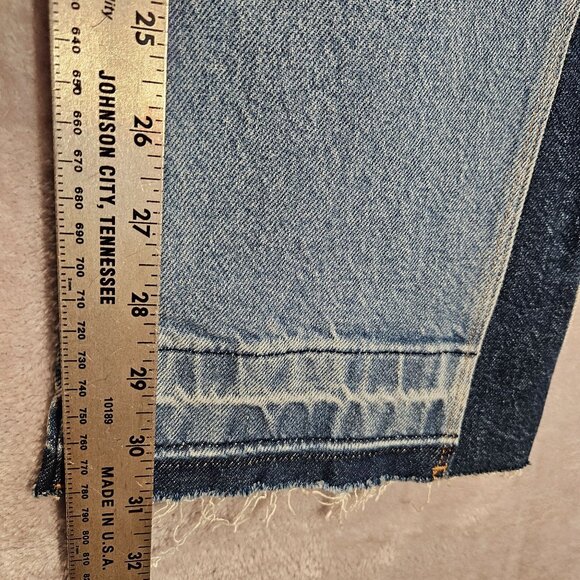 New American Eagle Jeans Womens 8 distressed Flare Leg 2 color hem Stretch Logo - Picture 7 of 16